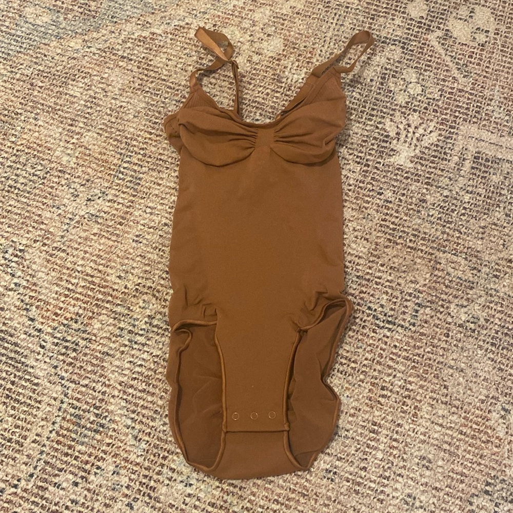 Skims Seamless Sculpt Brief Body Suit | Bronze - Small | NWT